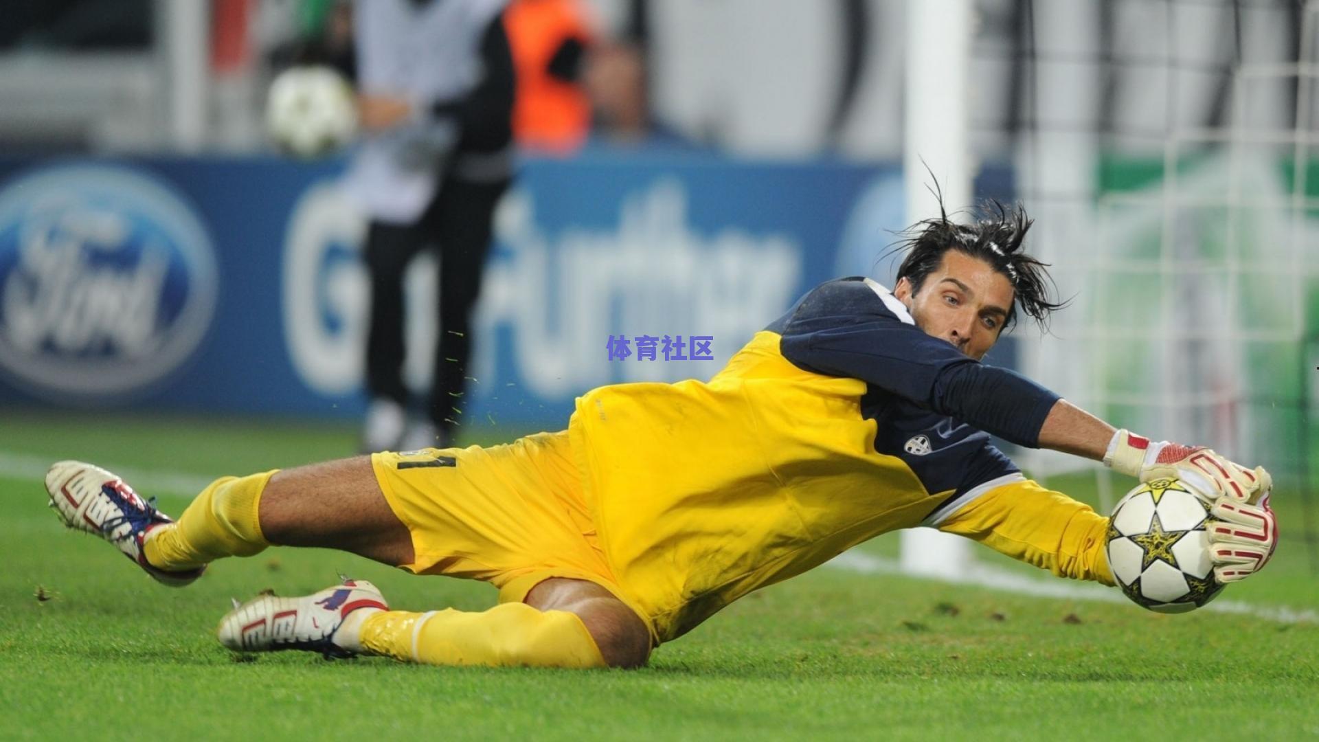 NBA最新MVP榜风云变幻，库里跌出前十引热议，榜首众望所归